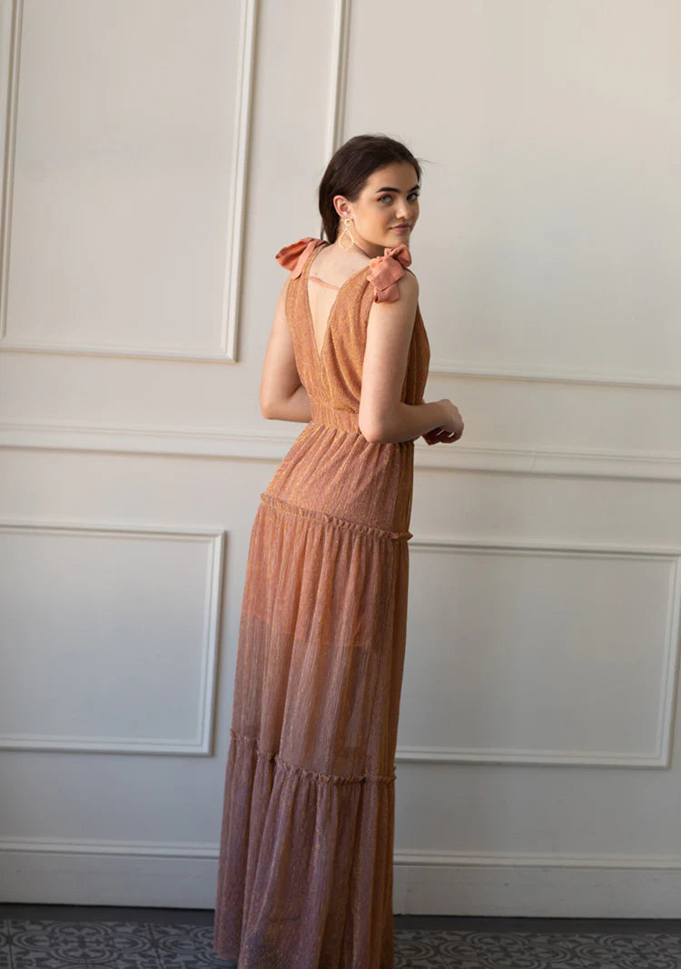 Elegant Sleeveless V Neck Open Back Bow Detail Smocked Waist Tiered Ruffle Hem Shimmer Chiffon A Line Maxi Evening Dress For Formal Evening Gala Wedding Guest Bridesmaid