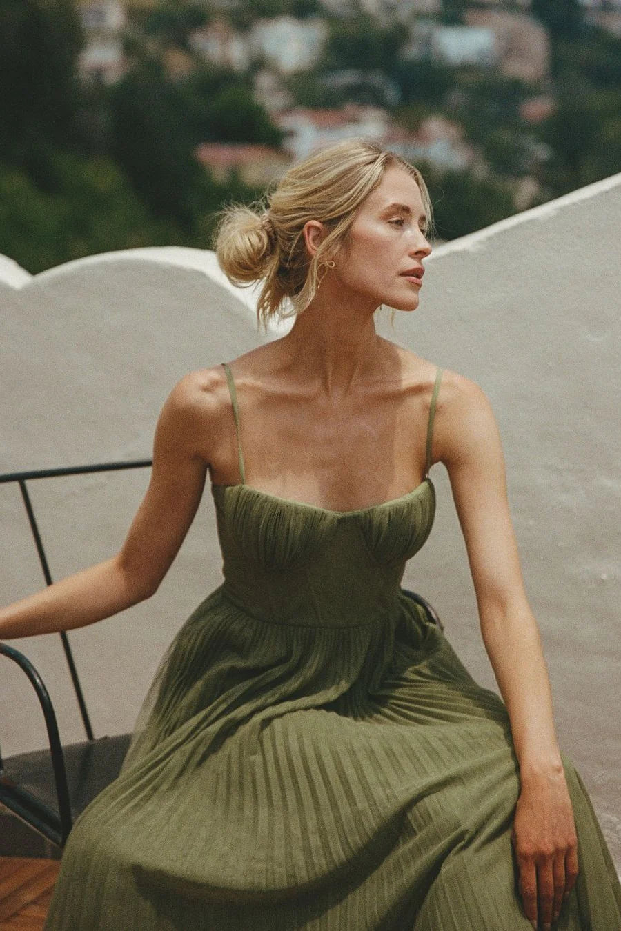 Elegant Spaghetti Strap Bustier Pleated Chiffon Maxi Prom Dress For Formal Evening Garden Wedding Guest