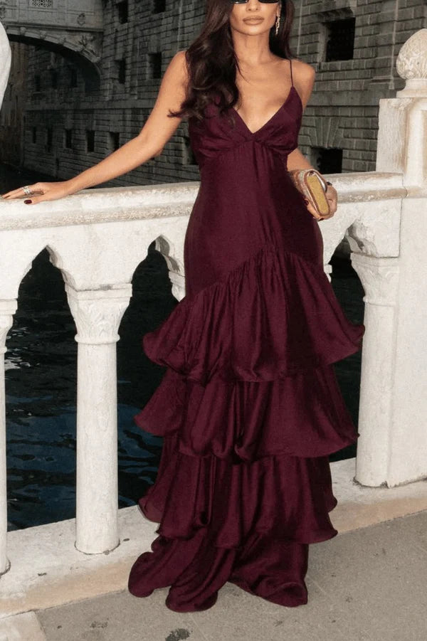 Elegant Spaghetti Strap Deep V Ruched Tiered Ruffle Hem Maxi Prom Dress For Formal Evening Gala Wedding Guest