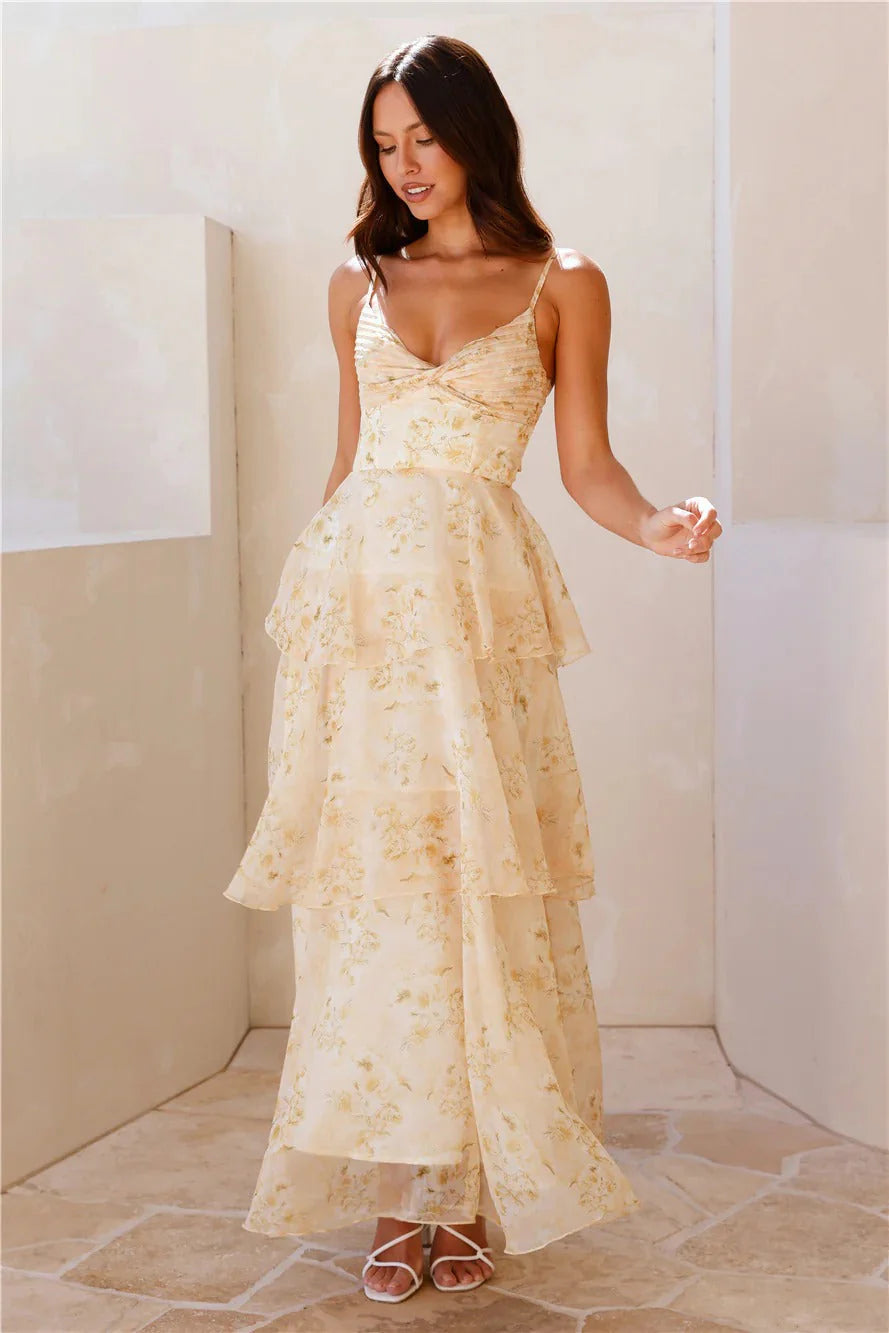 Elegant Spaghetti Strap Open Back Floral Print Tiered Ruffle Maxi Prom Dress For Formal Evening Wedding Guest Bridesmaid Cocktail Party