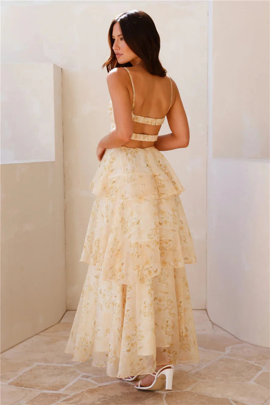Elegant Spaghetti Strap Open Back Floral Print Tiered Ruffle Maxi Prom Dress For Formal Evening Wedding Guest Bridesmaid Cocktail Party