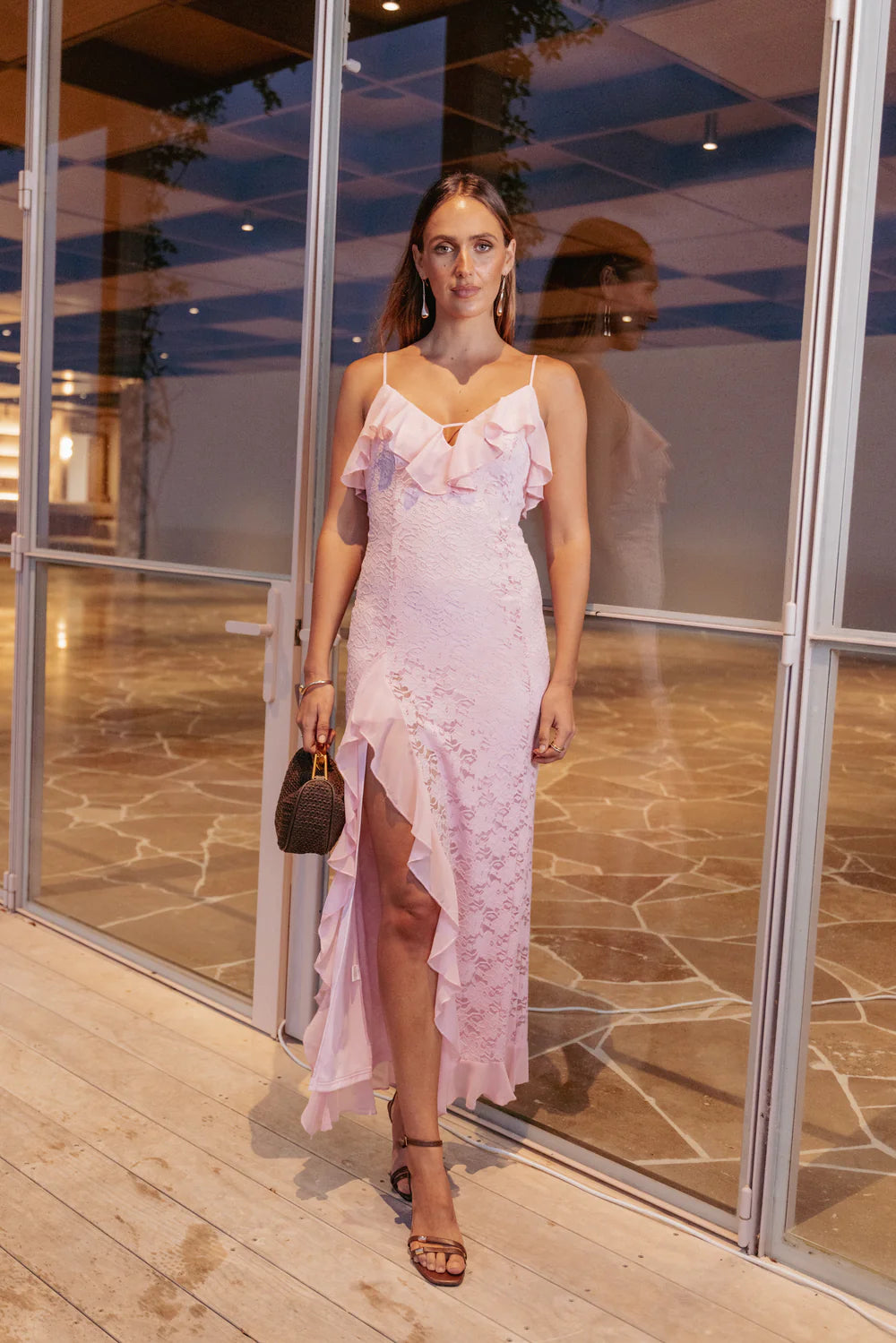 Elegant Spaghetti Strap Ruffle Trim Lace Maxi Prom Dress With High Slit For Formal Evening Wedding Guest Bridesmaid Cocktail Party