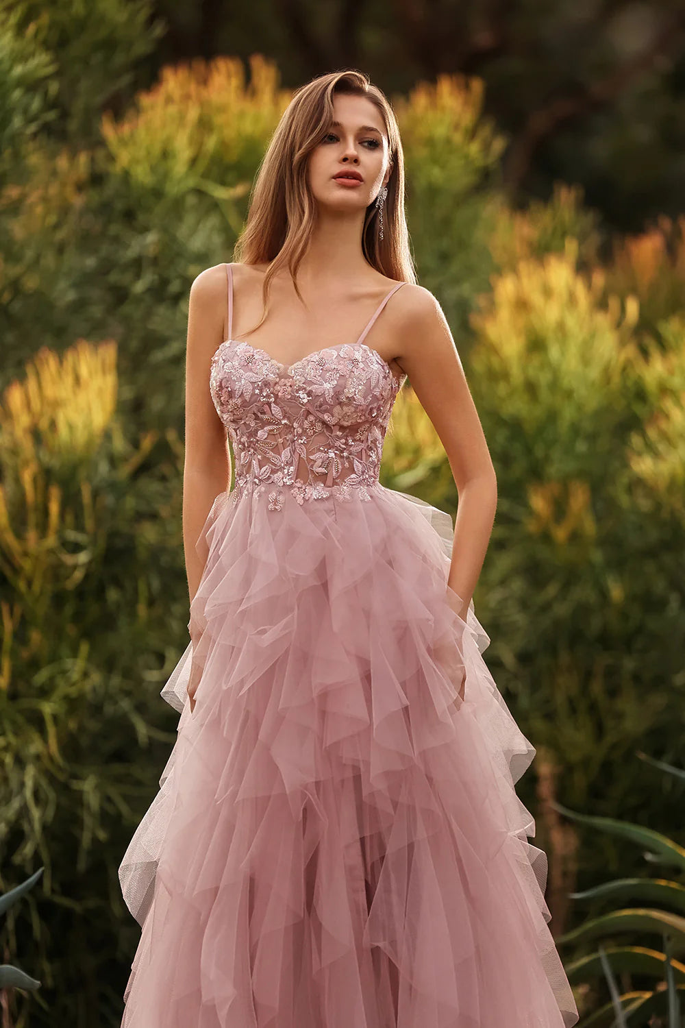 Elegant Spaghetti Strap Sweetheart Neck 3D Floral Applique Lace Up Back Tiered Ruffle Tulle Prom Dress