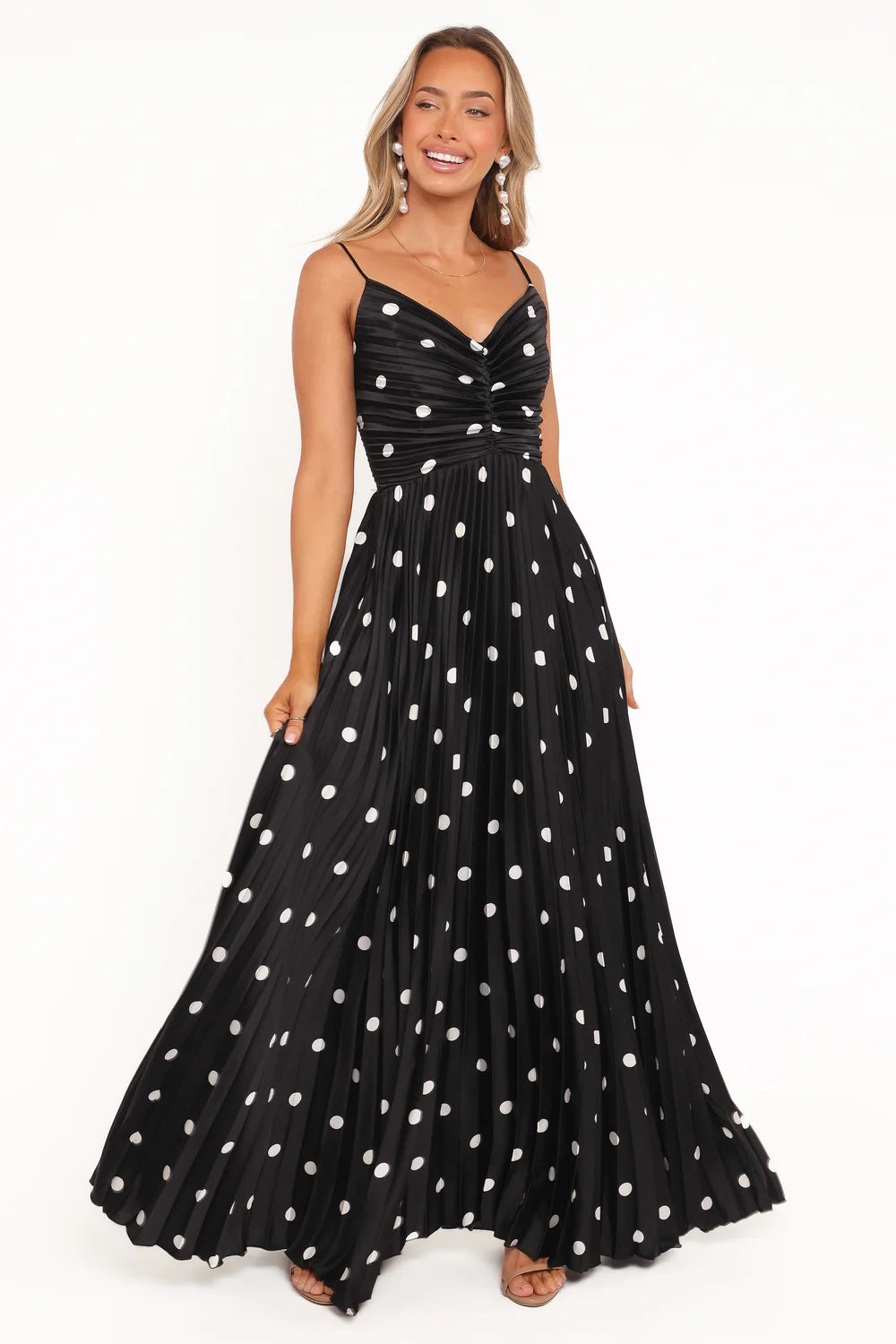 Elegant Spaghetti Strap V Neck Ruched Bodice Polka Dot Pleated Maxi Prom Dress For Formal Evening Wedding Guest Bridesmaid Cocktail Party