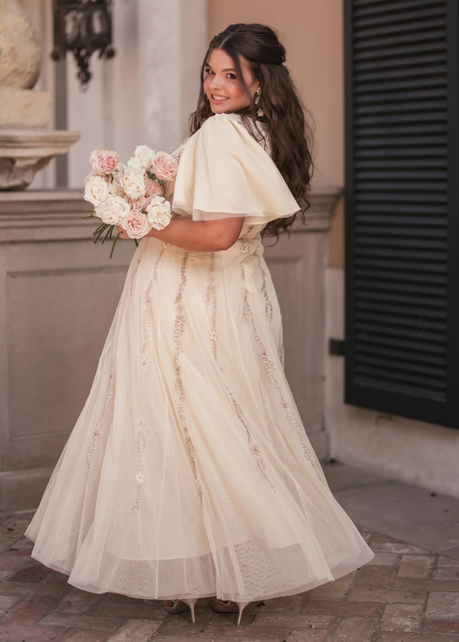 Elegant Square Neck Flutter Sleeve Floral Beaded Embroidery Tulle Maxi Evening Dress For Formal Evening Prom Wedding Guest Bridesmaid Cocktail Party Gala