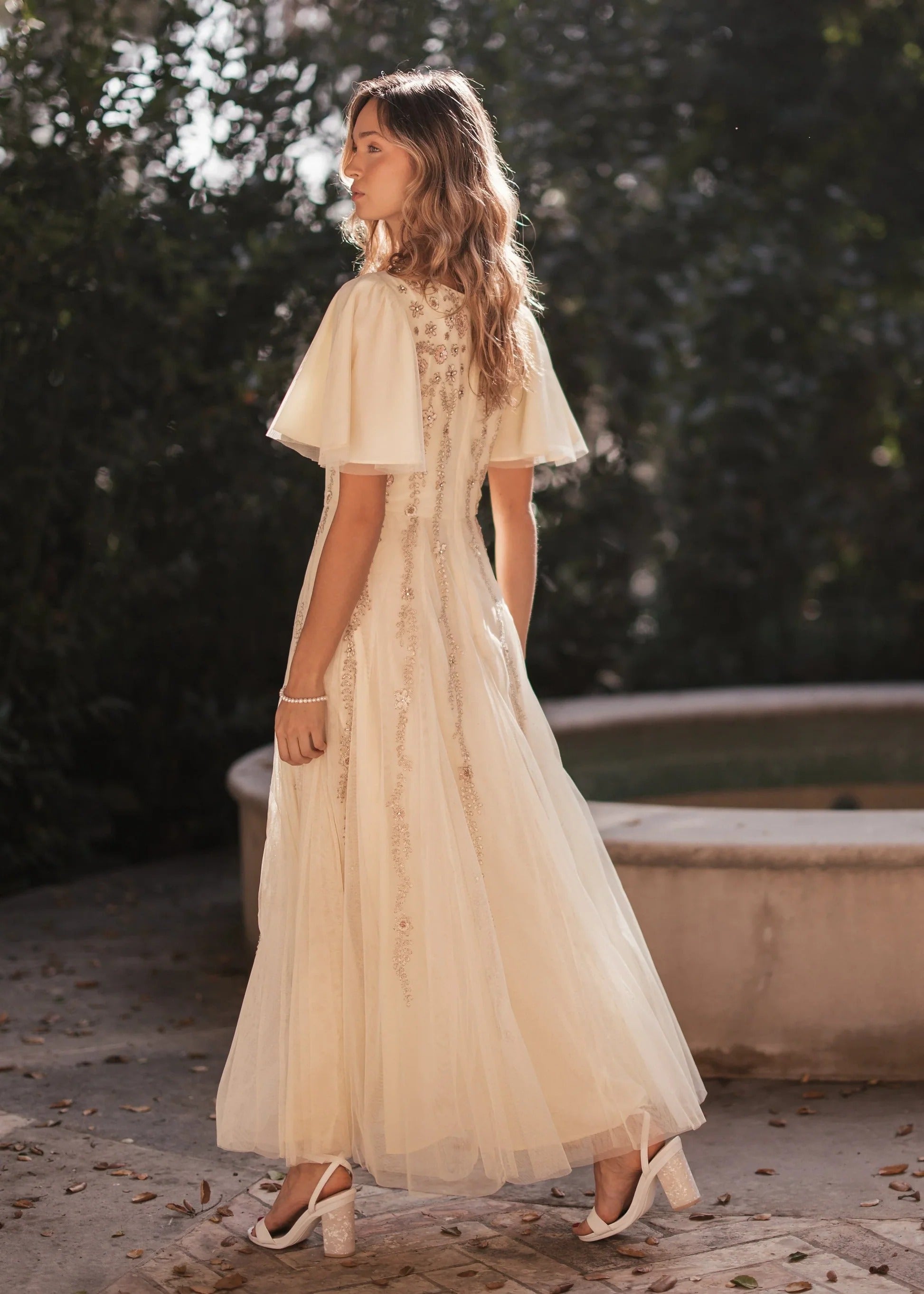 Elegant Square Neck Flutter Sleeve Floral Beaded Embroidery Tulle Maxi Evening Dress For Formal Evening Prom Wedding Guest Bridesmaid Cocktail Party Gala