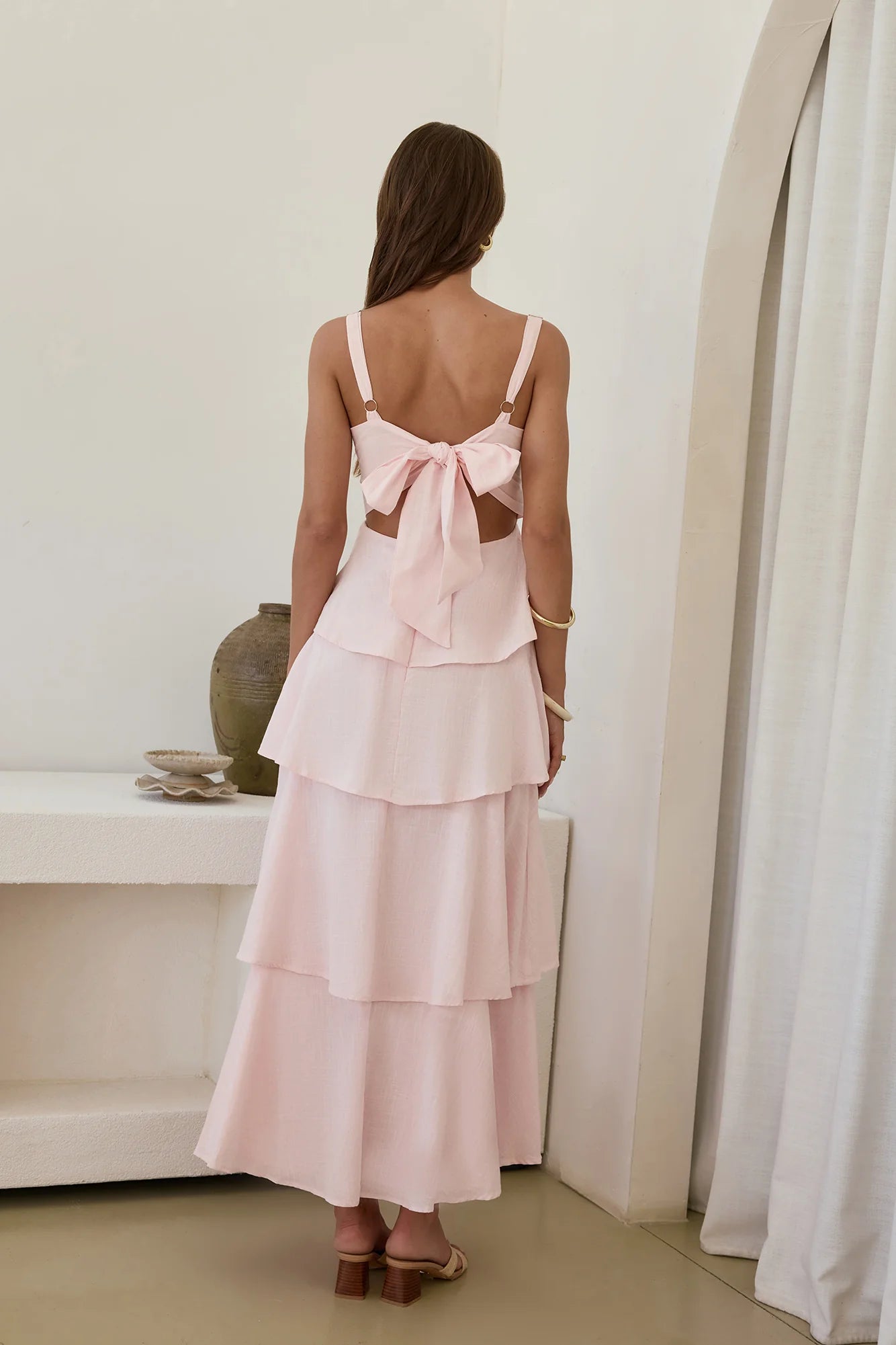 Elegant Square Neck Ruched Bust Tiered Ruffle Tie Back Cutout Maxi Prom Dress For Formal Evening Wedding Guest Bridesmaid Cocktail Party
