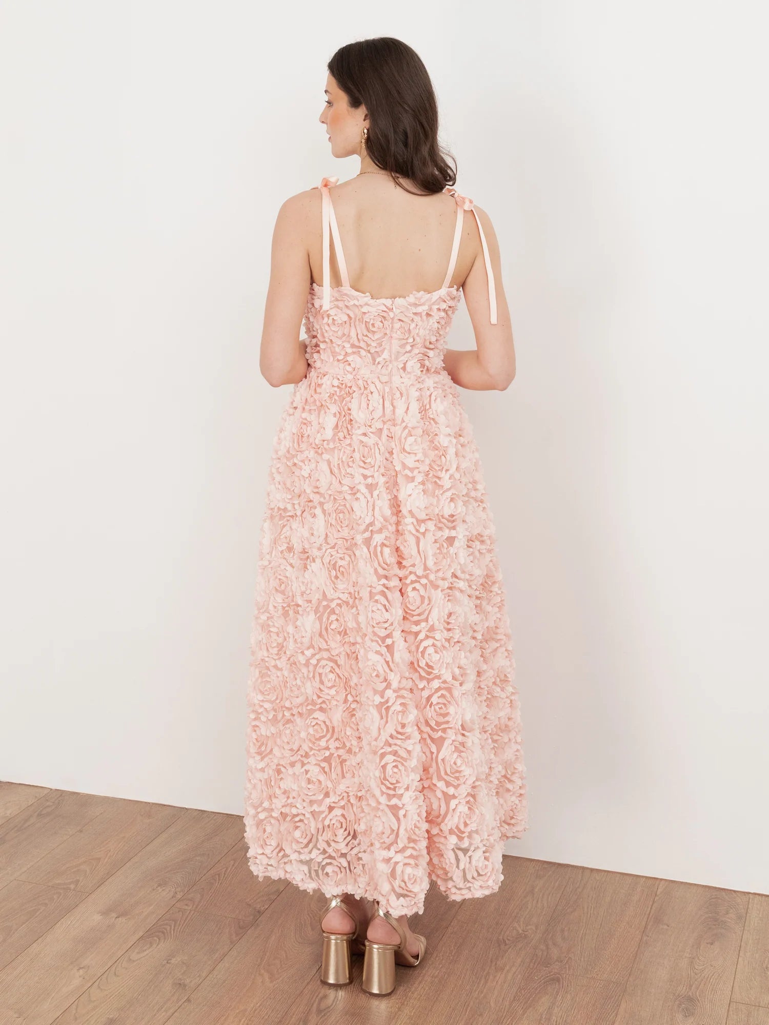 Elegant Square Neck Tie Strap 3D Floral Embroidered A Line Maxi Dress For Formal Evening Wedding Guest Bridal Shower
