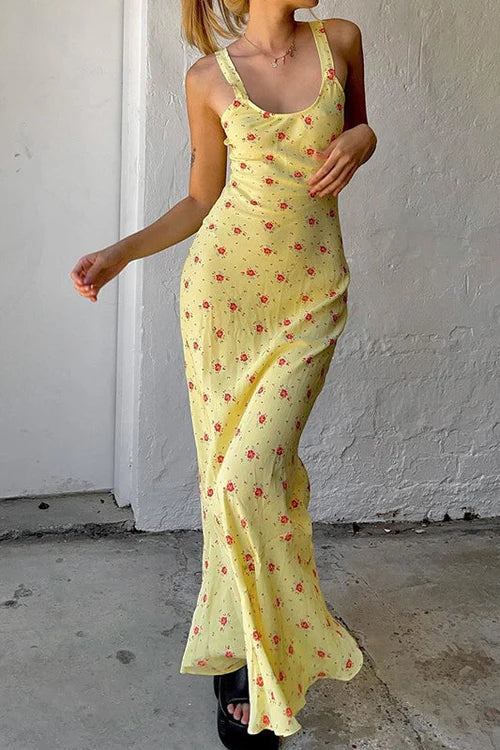 Elegant Square Neck Wide Strap Satin Bodycon Maxi Prom Dress With Ditsy Floral Print For Formal Evening Beach Vacation