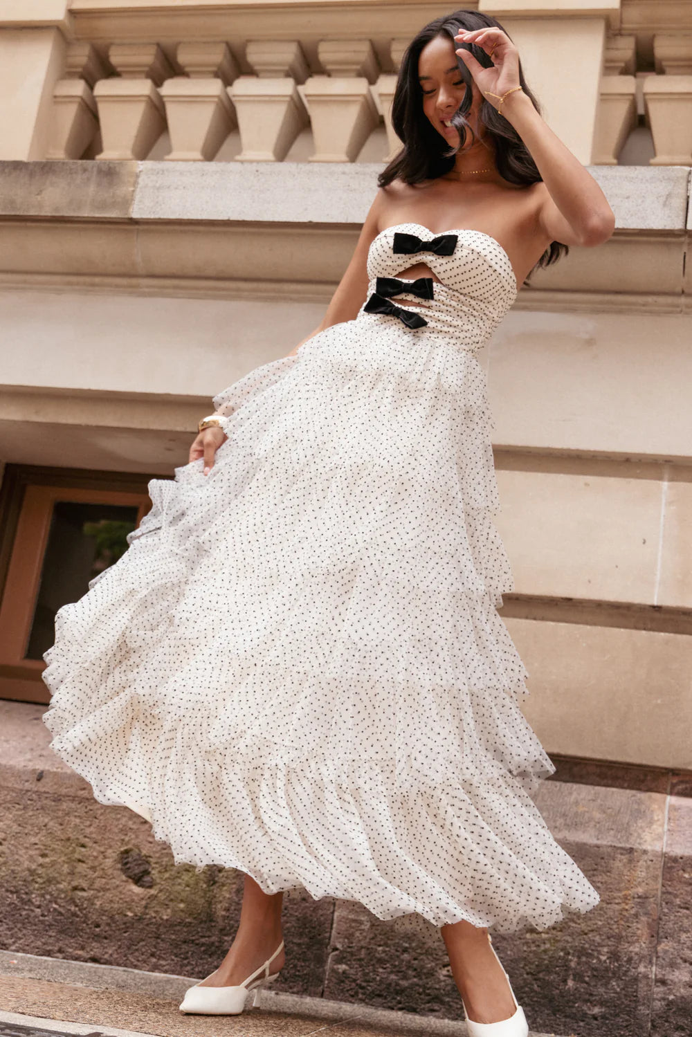 Elegant Strapless Polka Dot Tiered Ruffle Maxi Prom Dress With Bow Detail And Cut Out For Formal Evening Wedding Guest Bridesmaid Cocktail Party