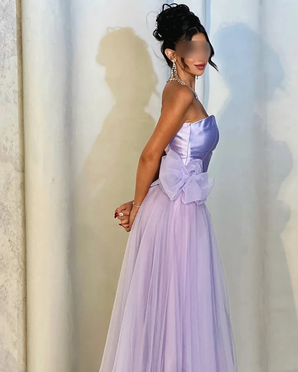 Elegant Strapless Satin Bodice Tulle A-Line Maxi Prom Dress with Oversized Bow