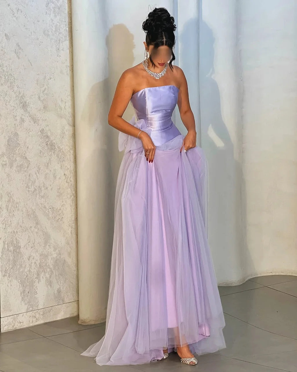 Elegant Strapless Satin Bodice Tulle A-Line Maxi Prom Dress with Oversized Bow