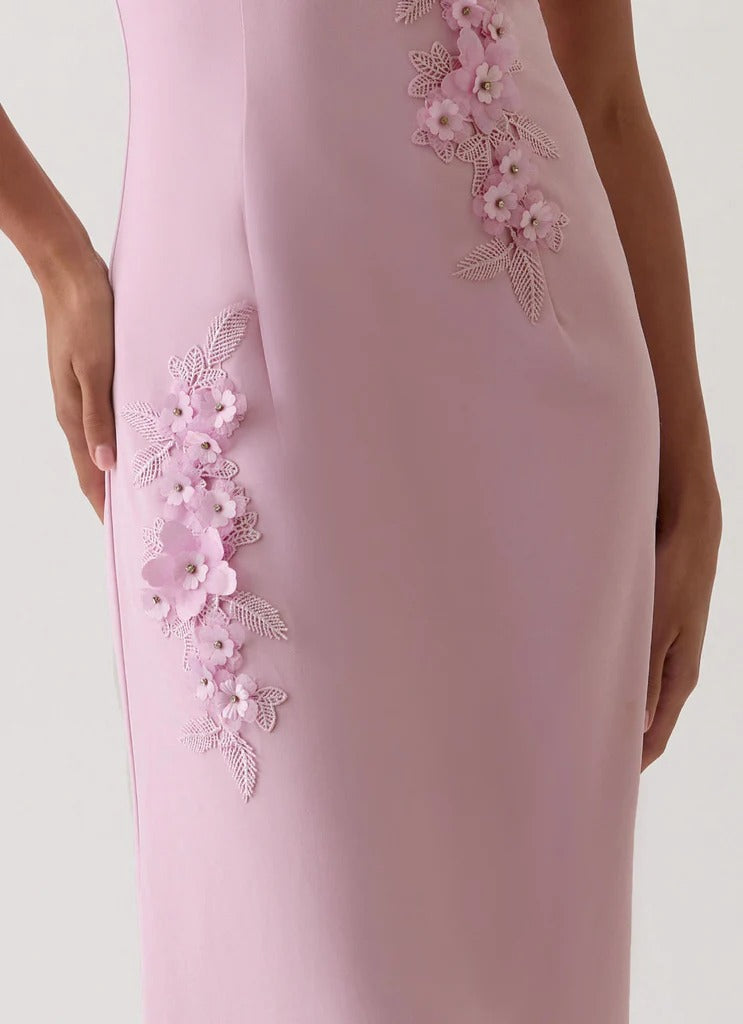 Elegant Strapless Sweetheart Neck Floral Applique Ruched Back Slit Mermaid Prom Dress
