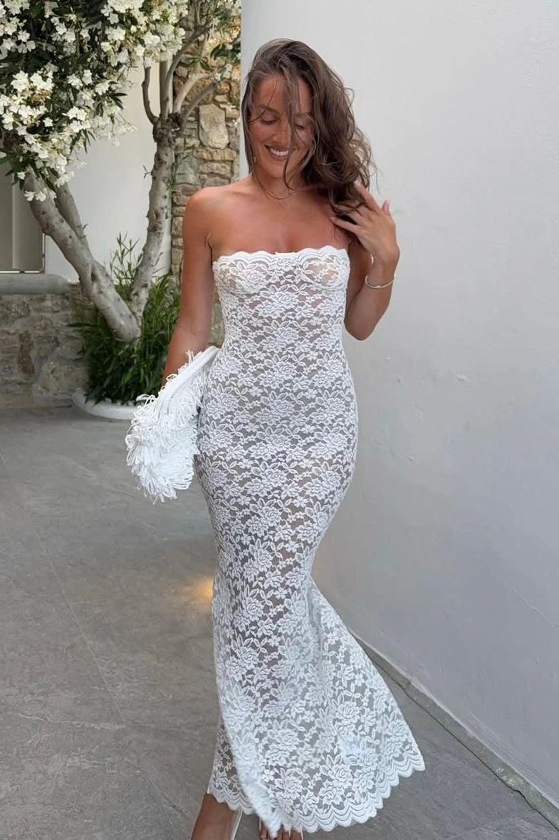 Elegant Strapless Sweetheart Neck Floral Lace Mermaid Prom Dress with Scalloped Hem and Sheer Overlay