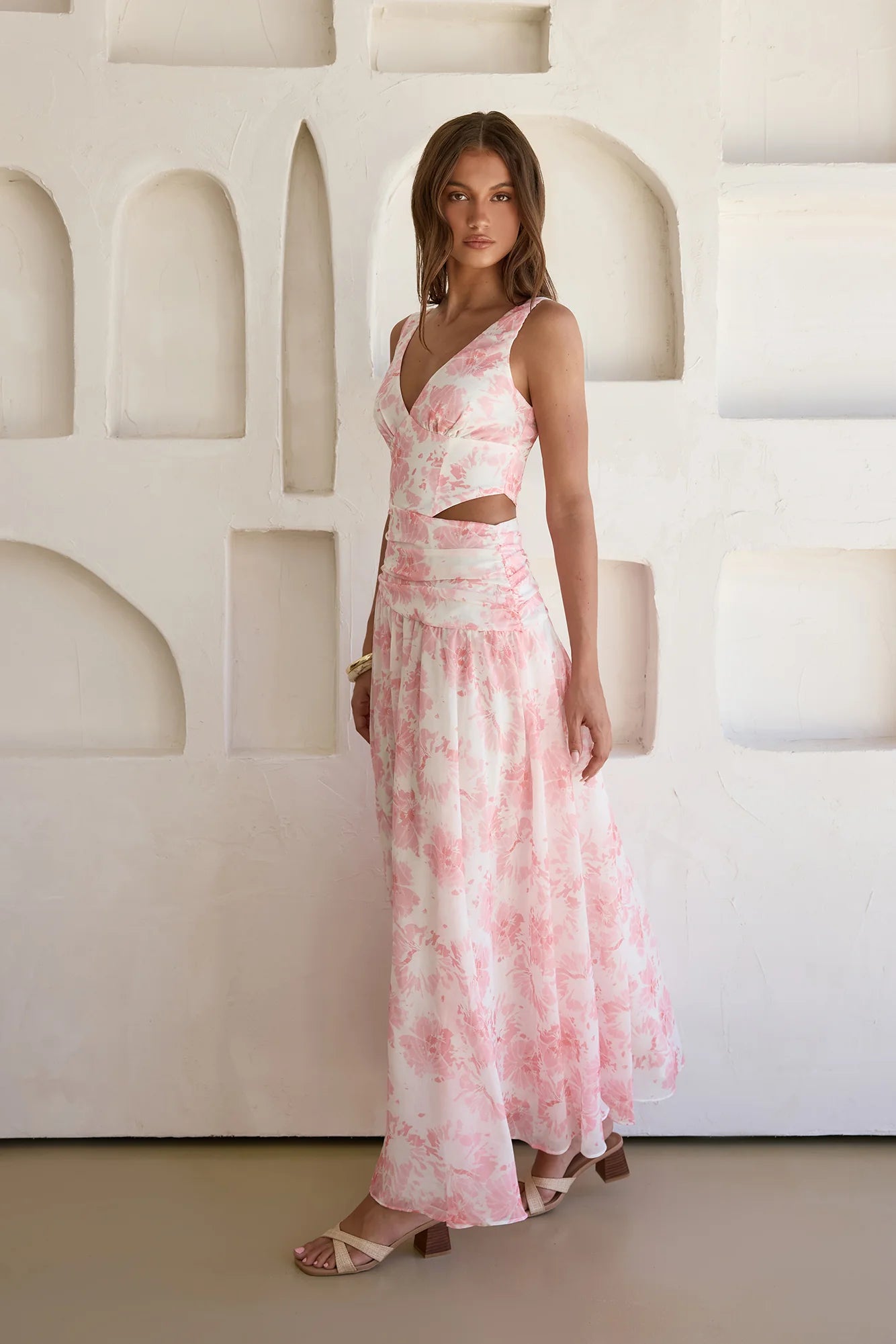 Elegant V Neck Adjustable Strap Floral Print Cutout Waist Maxi Prom Dress For Formal Evening Wedding Guest Bridesmaid Cocktail Party