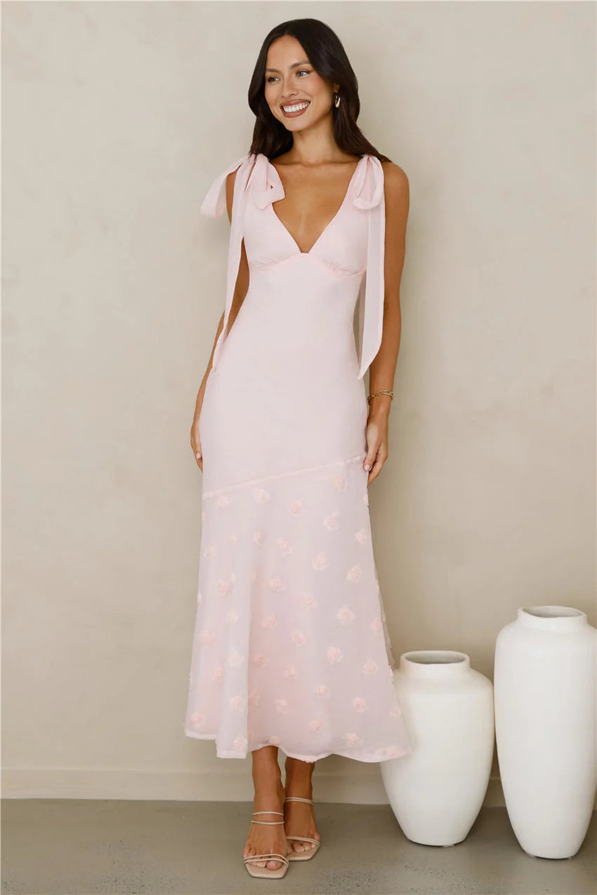 Elegant V Neckline Tie Shoulder Straps Open Back Lace Up Detail 3D Floral Applique Mermaid Maxi Evening Dress For Formal Evening Prom Wedding Guest Bridesmaid Beach Wedding Cocktail Party Gala