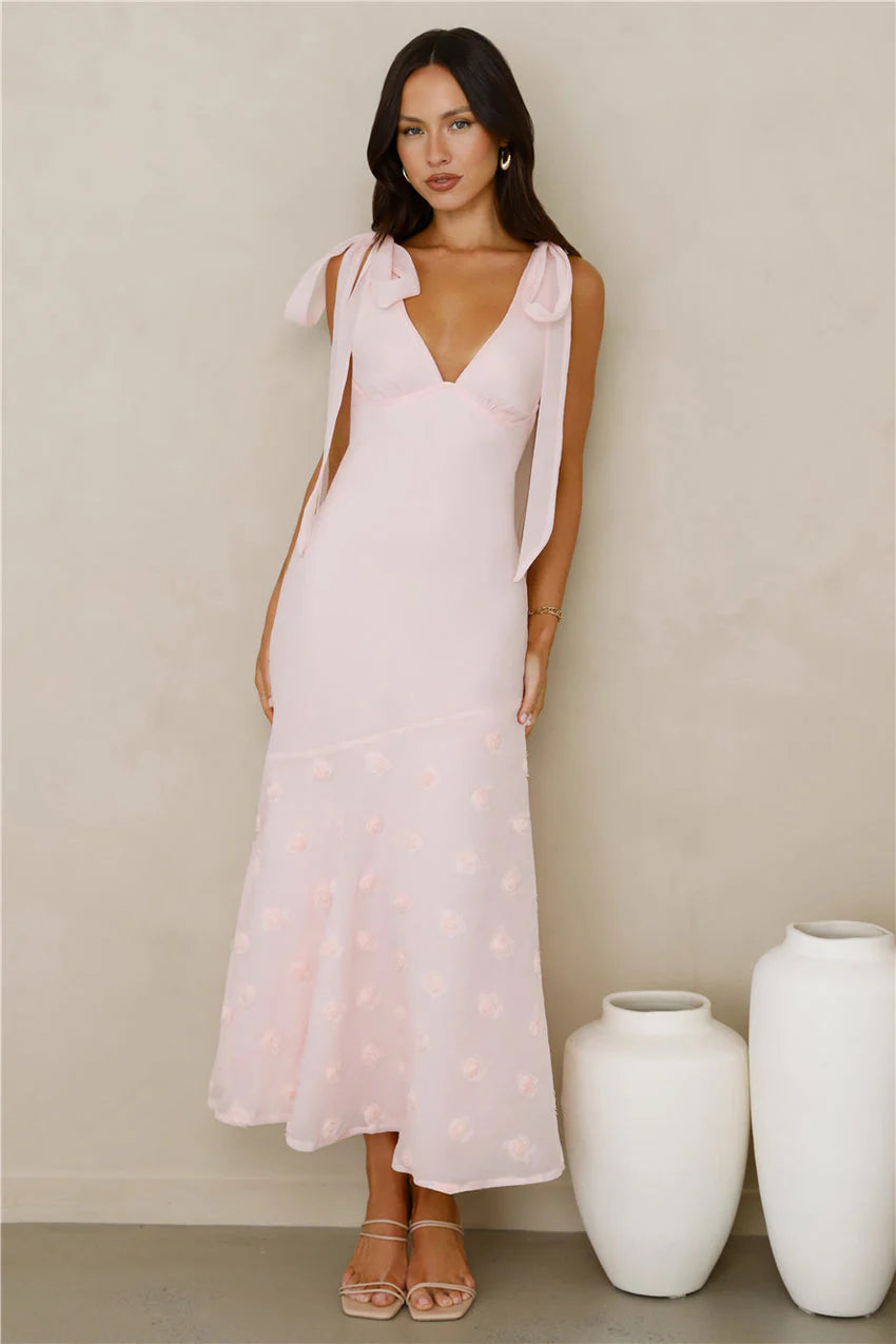 Elegant V Neckline Tie Shoulder Straps Open Back Lace Up Detail 3D Floral Applique Mermaid Maxi Evening Dress For Formal Evening Prom Wedding Guest Bridesmaid Beach Wedding Cocktail Party Gala