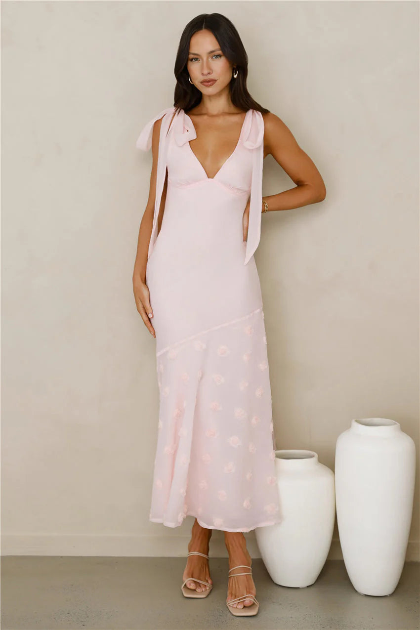 Elegant V Neckline Tie Shoulder Straps Open Back Lace Up Detail 3D Floral Applique Mermaid Maxi Evening Dress For Formal Evening Prom Wedding Guest Bridesmaid Beach Wedding Cocktail Party Gala