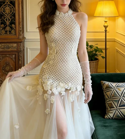 Elegant White Halter Neck Prom Dress With Beaded Lattice Bodice 3D Floral Appliques And Sheer Tulle Skirt With High Slit For Formal Evening Party