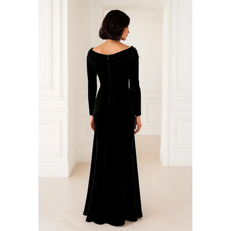 Elegant A-Line Draped Boat Neck Long Sleeve Black Floor-Length Evening Gown