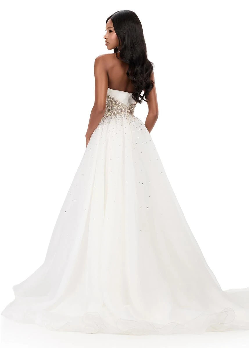 Elegant A-Line Halter Sleeveless Beaded Sparkling Ivory Floor-Length Prom Dresses Women's Gown