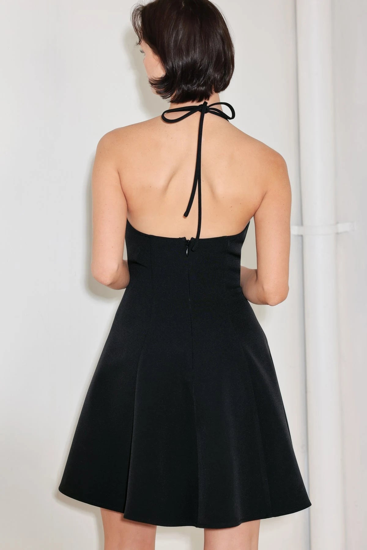 Elegant A-Line Halter Sleeveless Flared Backless Black Short Homecoming Dress Women's