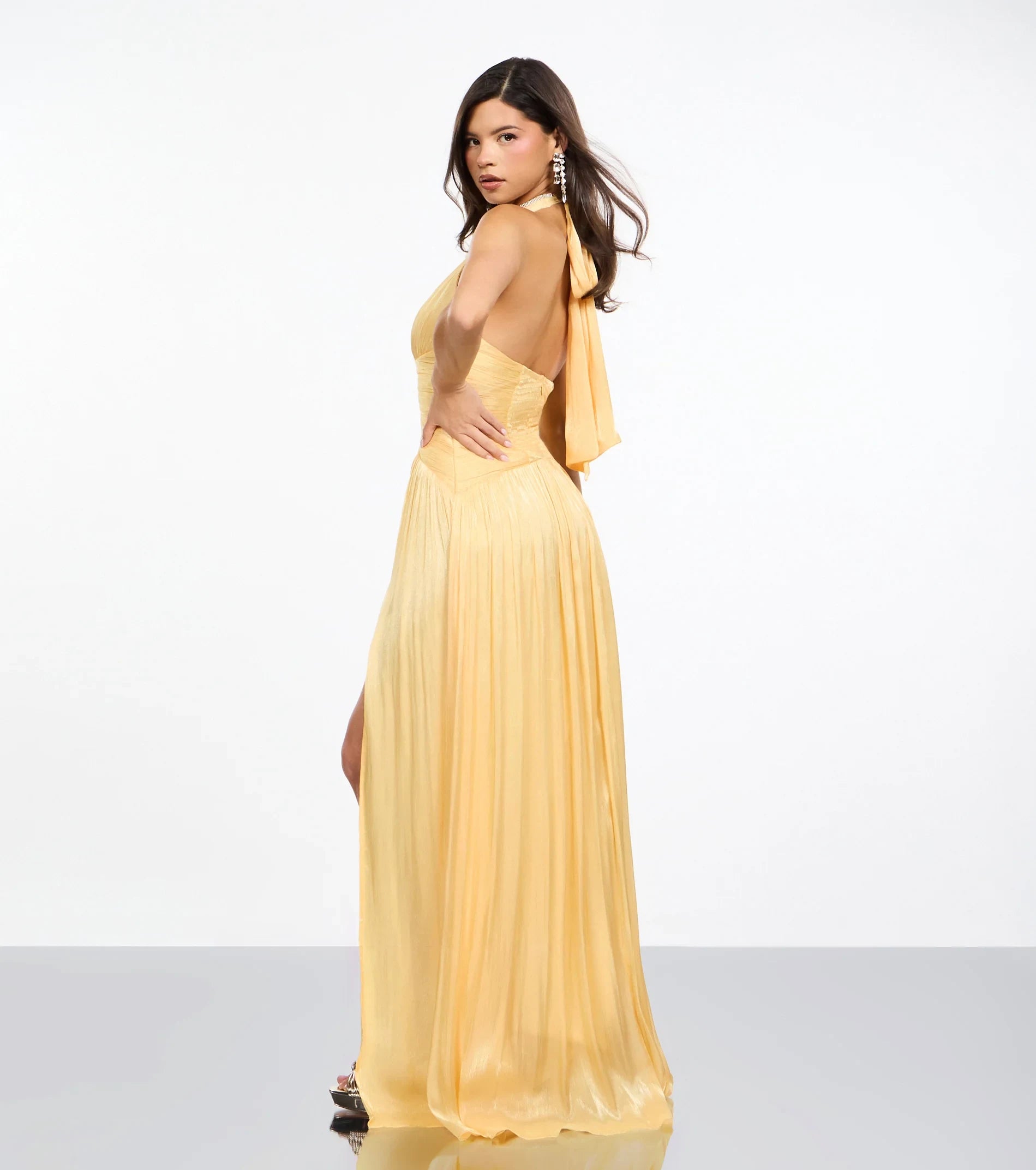 Elegant A-Line Halter Sleeveless Ruched Slit Yellow Maxi Prom Gown