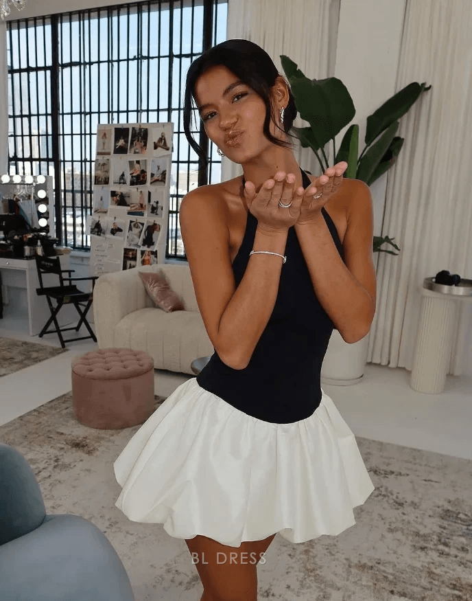 Elegant A-Line Halter Sleeveless Two-Tone Bubble Hem Short Homecoming Dress