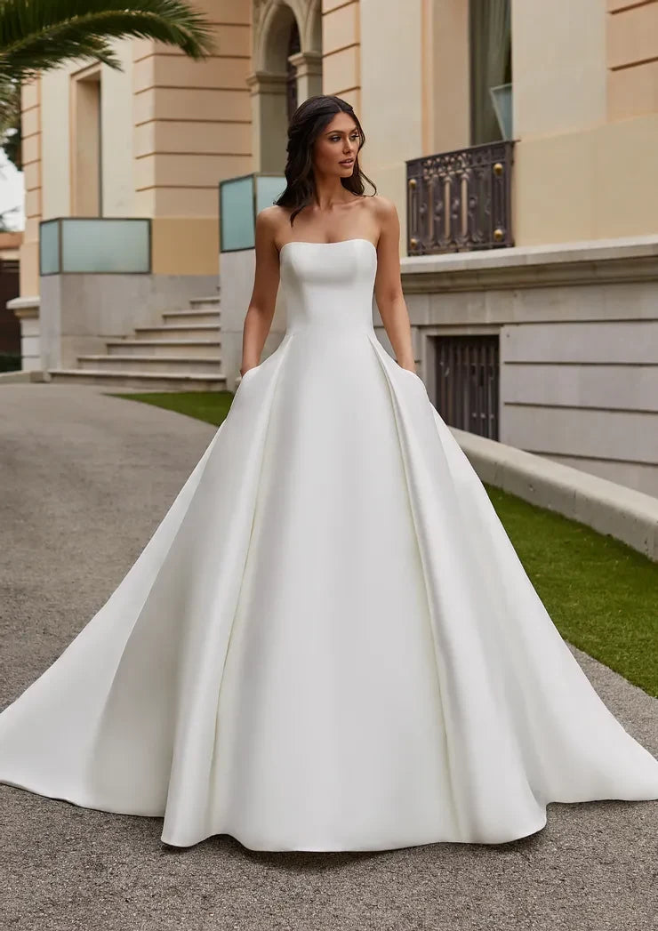 Elegant A-Line High Neck Long Sleeve Convertible White Wedding Gown for Brides