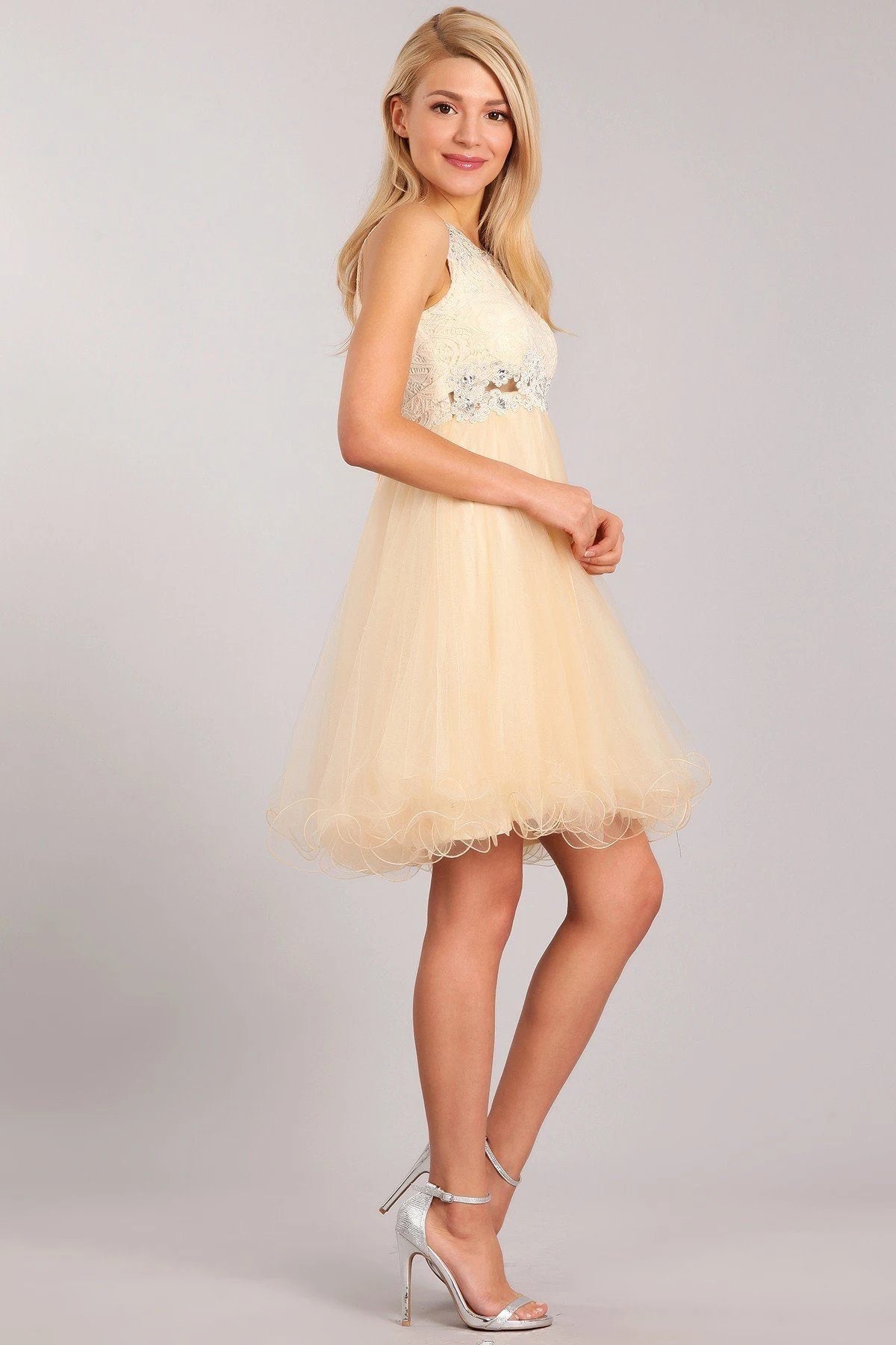 Elegant A-Line High Neck Sleeveless Beaded Ruffled Champagne Short Homecoming Dress for Women