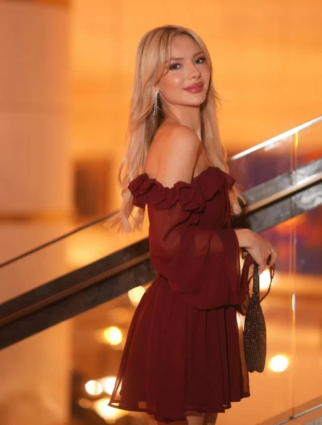 Elegant A-Line Off-Shoulder Long Sleeve Romantic Burgundy Short Homecoming Dresses Women's Dress