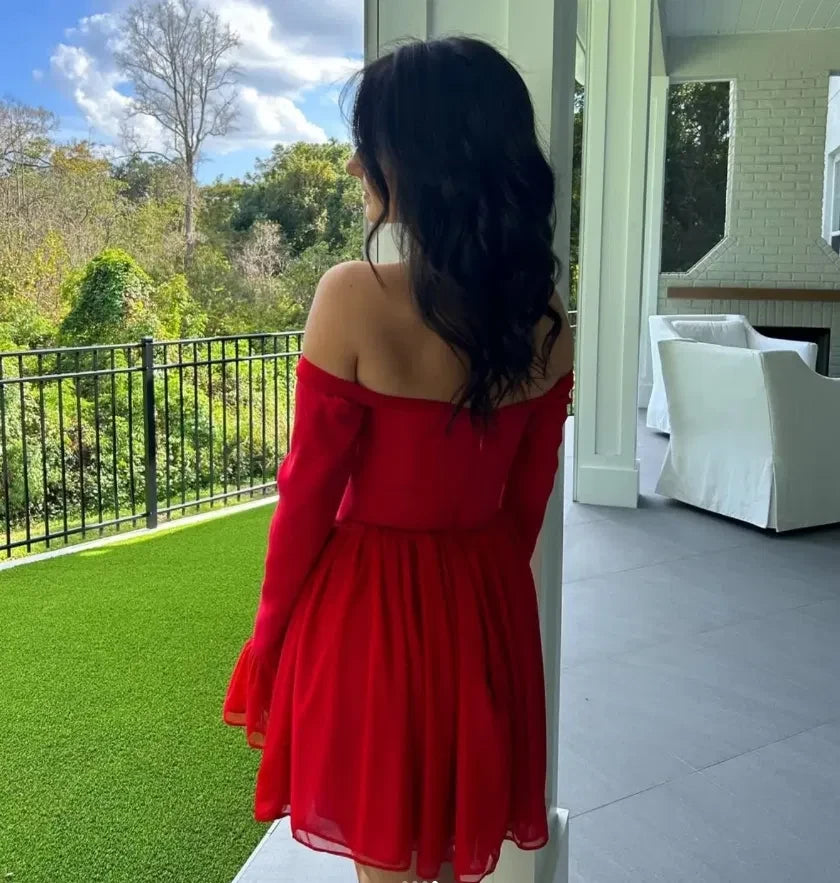 Elegant A-Line Off-Shoulder Ruffled Bow Red Short Homecoming Dress Women's