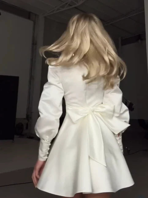 Elegant A-Line Plunge V-Neck Long Sleeve Bow Back Ivory Short Homecoming Dress