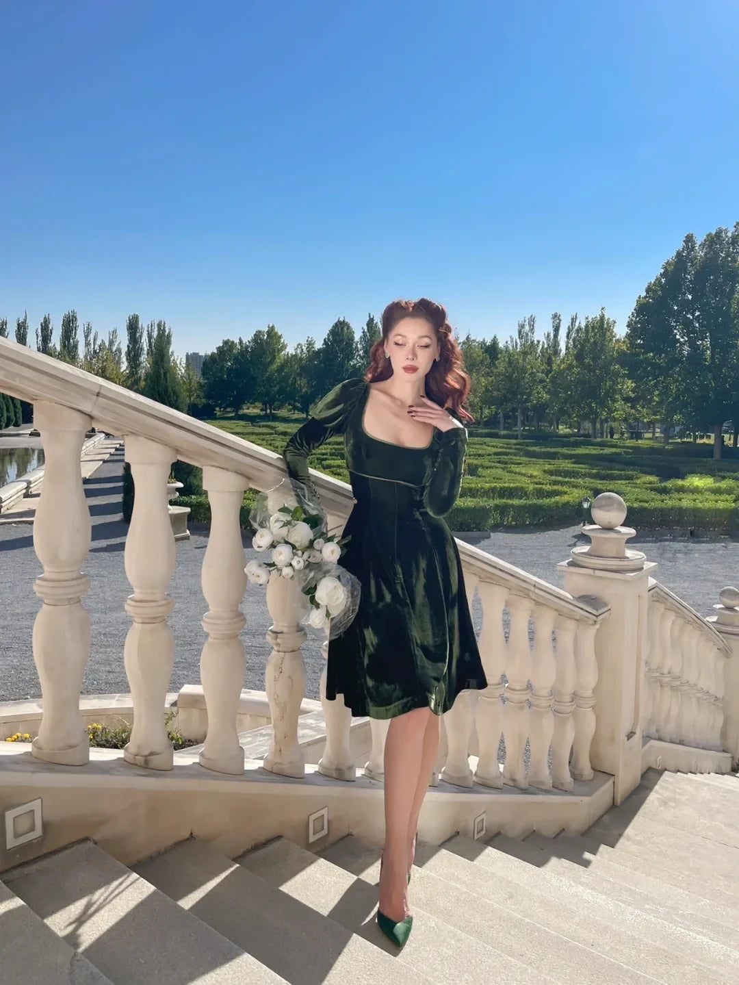 Elegant A-Line Square Neck Long Sleeve Vintage Dark Green Knee Homecoming Dress
