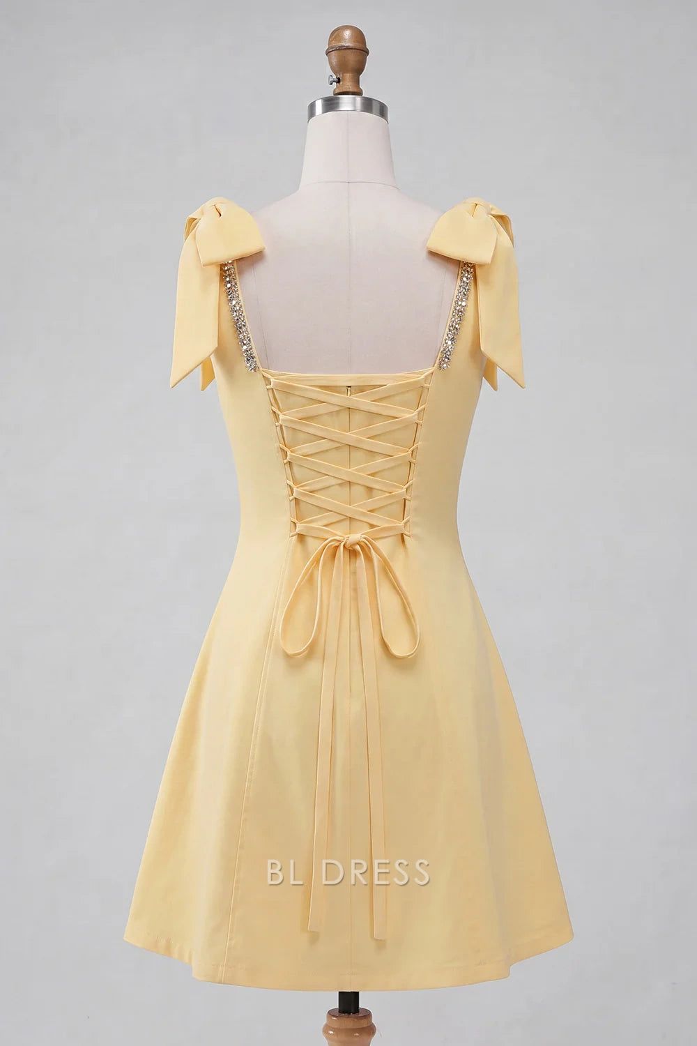 Elegant A-Line Square Neck Sleeveless Beaded Bow-Tie Light Yellow Mini Homecoming Women's Dress