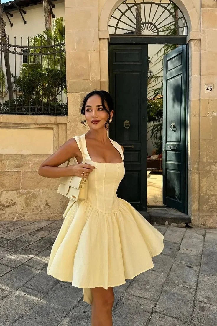 Elegant A-Line Square Neck Sleeveless Bow Back Pastel Yellow Short Homecoming Dress