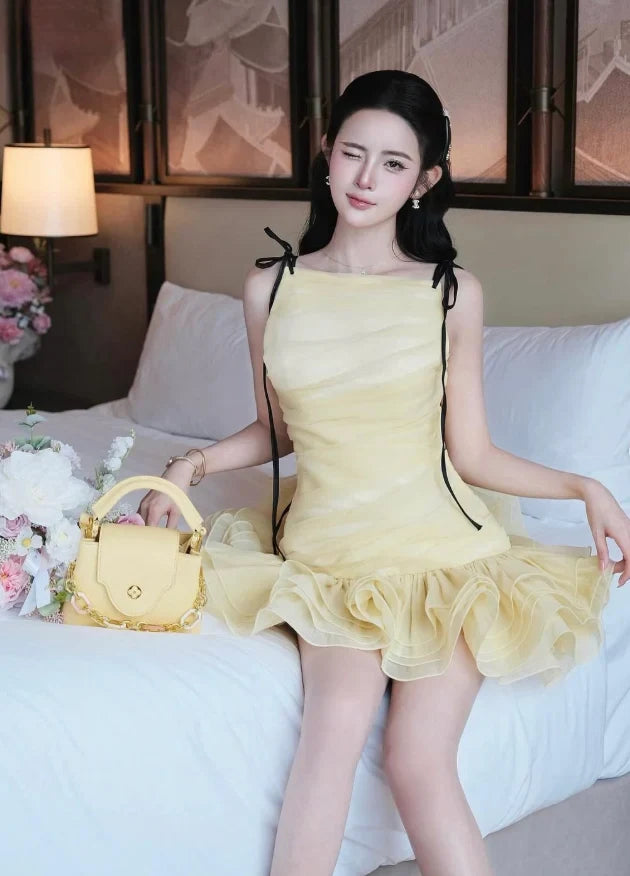 Elegant A-Line Square Neck Sleeveless Ruffled Ruched Pale Yellow Short Homecoming Dress
