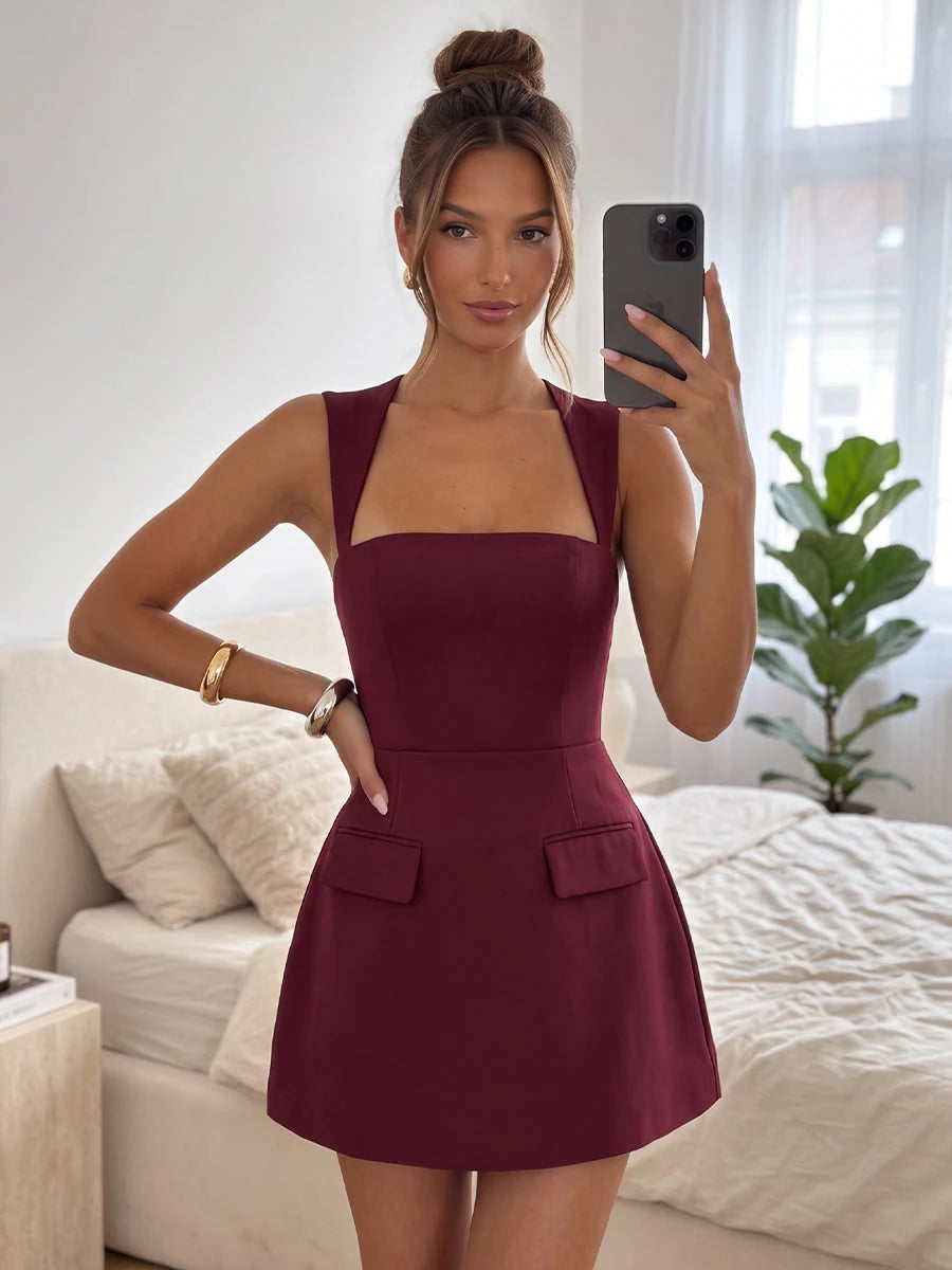 Elegant A-Line Square Neck Sleeveless Structured Burgundy Short Homecoming Dress For Women