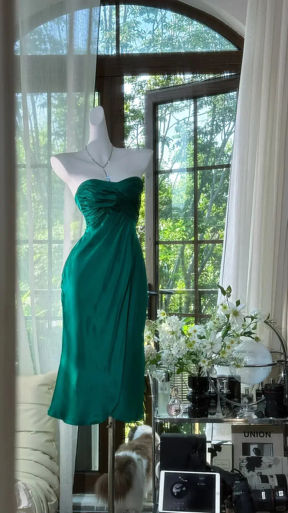 Elegant A-Line Strapless Draped Emerald Midi Homecoming Dress Women's Gown