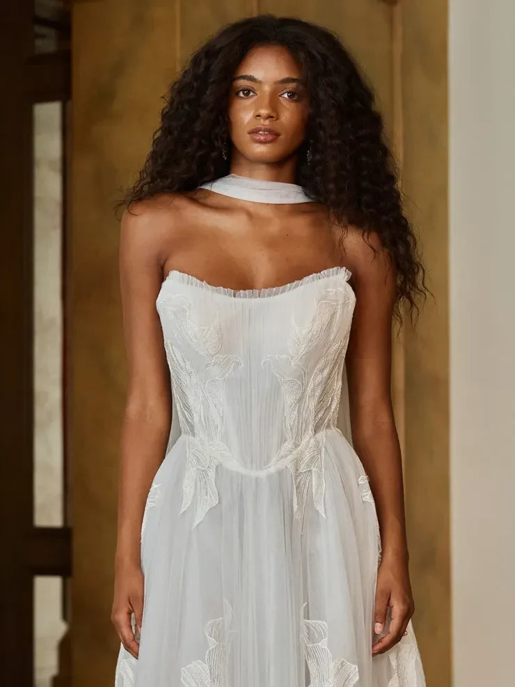 Elegant A-Line Strapless Floral Applique White Floor-Length Wedding Gown