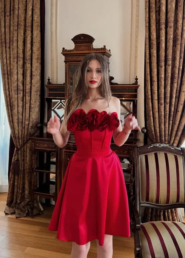 Elegant A-Line Strapless Floral Corset Red Short Homecoming Dress