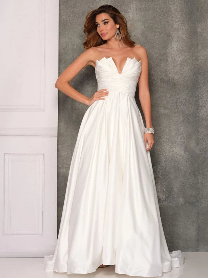 Elegant A-Line Strapless Pleated Pocketed Ivory Floor-Length Prom Dress Gown