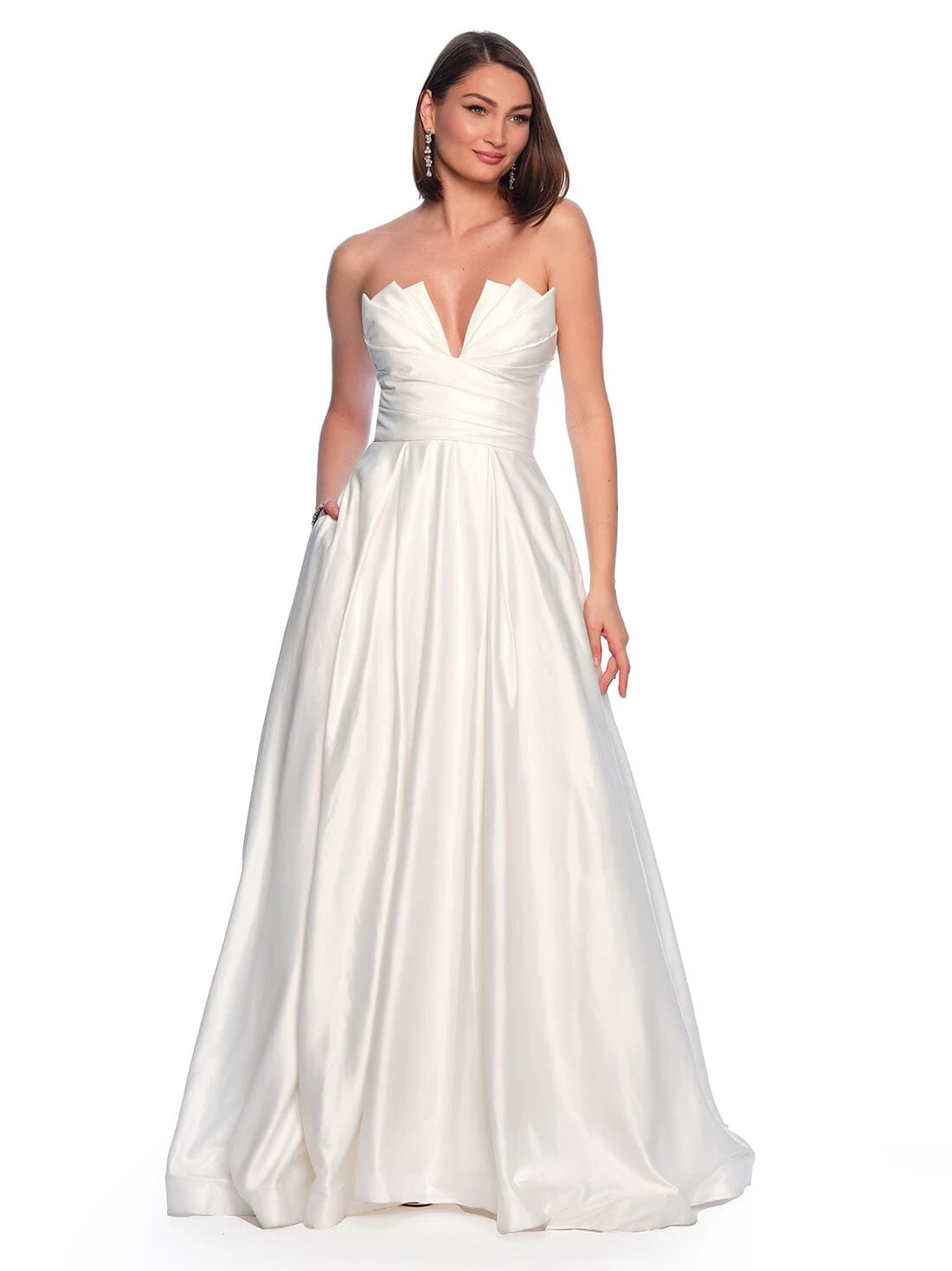 Elegant A-Line Strapless Pleated Pocketed Ivory Floor-Length Prom Dress Gown