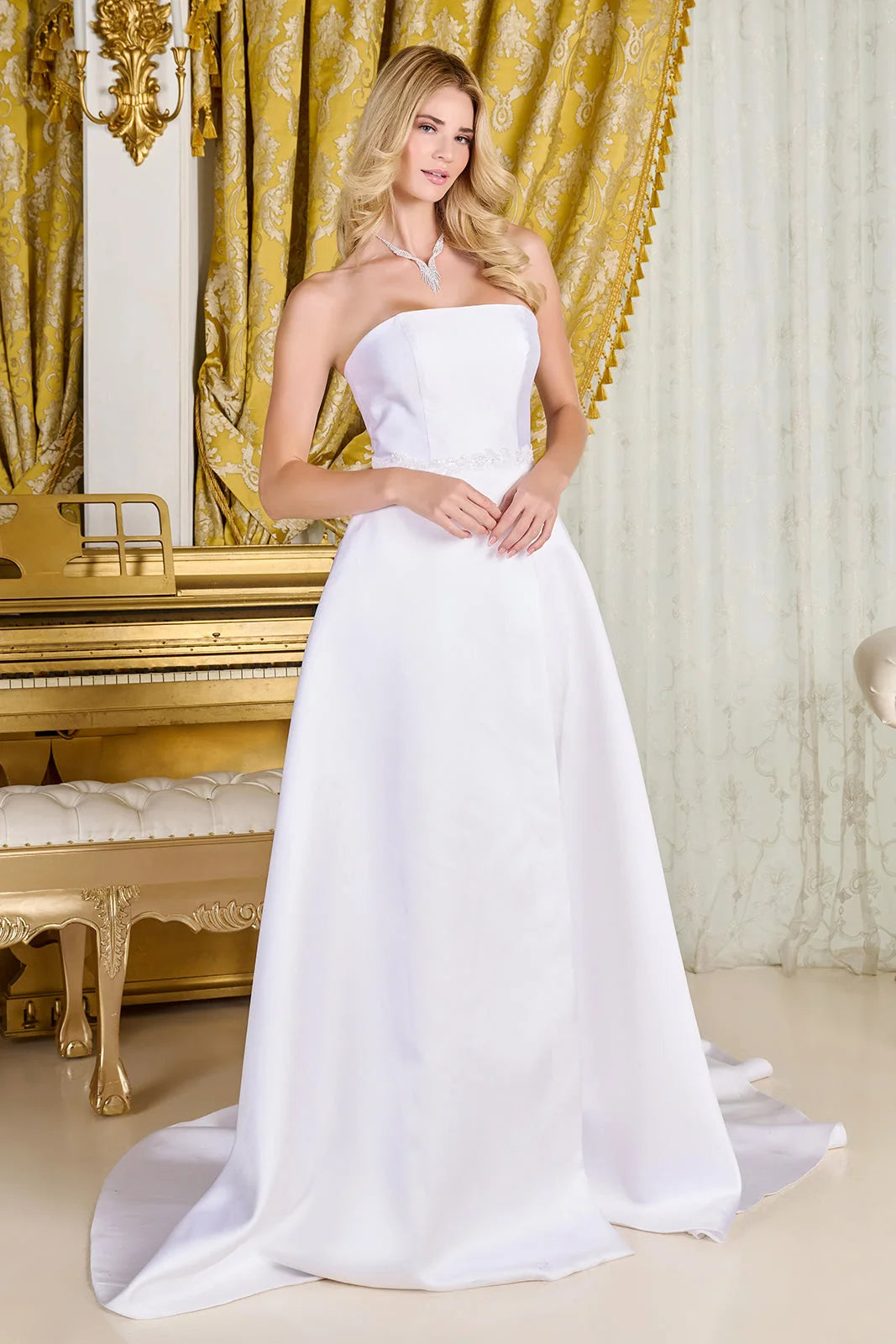 Elegant A-Line Strapless Sleeveless Beaded White Floor-Length Prom Dress For Women