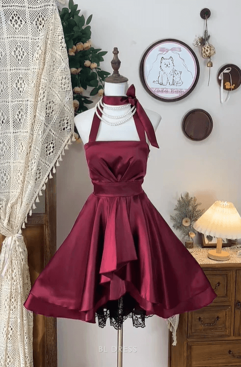 Elegant A-Line Strapless Sweetheart Ruffled Burgundy Short Homecoming Party Dress