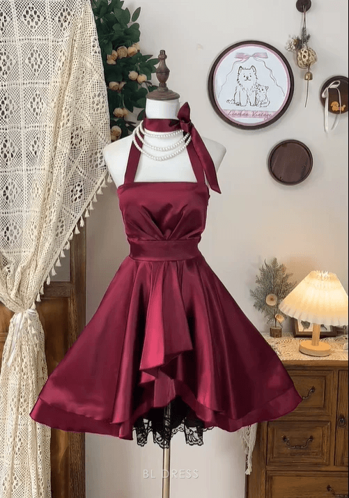 Elegant A-Line Strapless Sweetheart Ruffled Burgundy Short Homecoming Party Dress