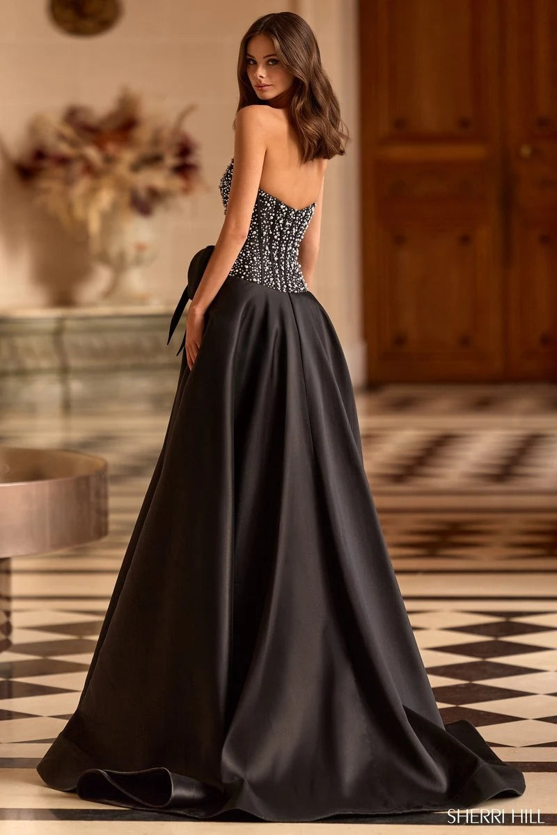 Elegant A-Line Sweetheart Beaded Bow Black High-Slit Floor-Length Prom Dress