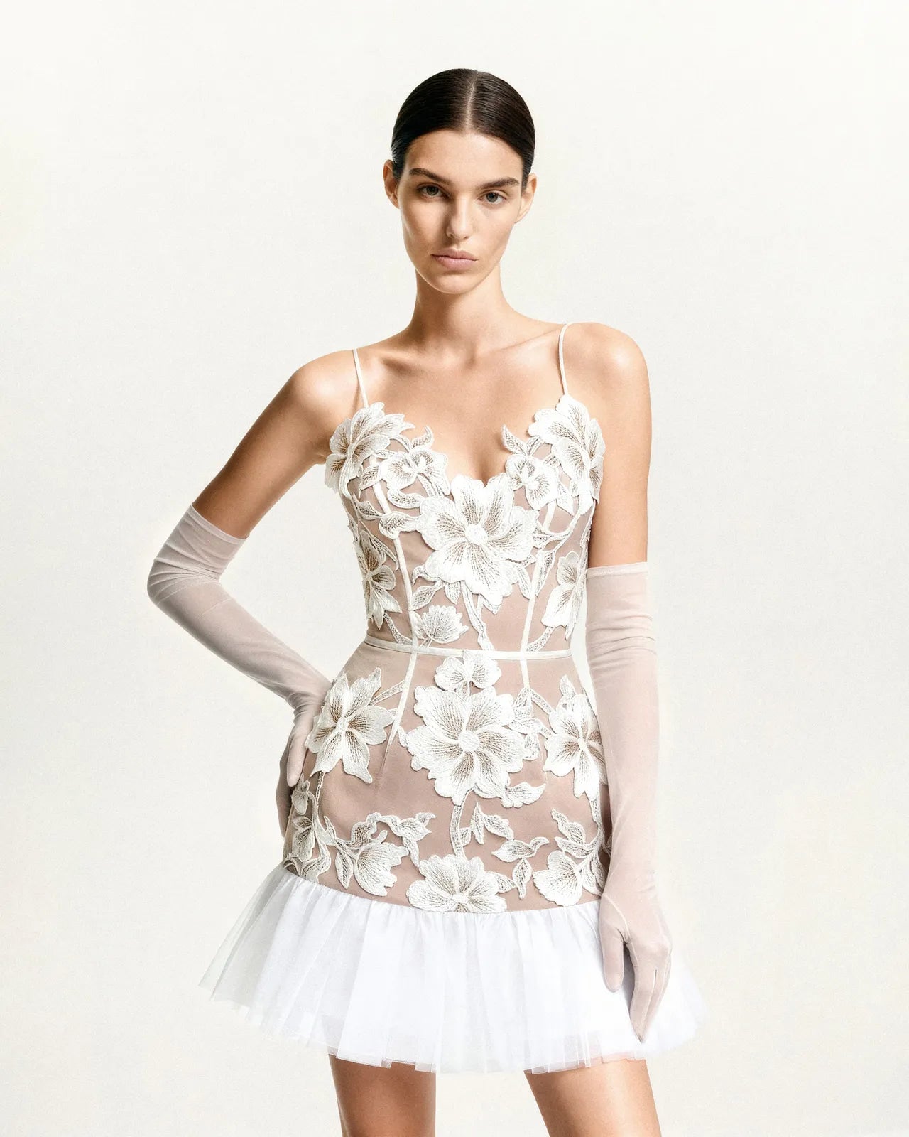Elegant A-Line Sweetheart Sleeveless Embroidered Floral Nude Short Homecoming Dress Women's