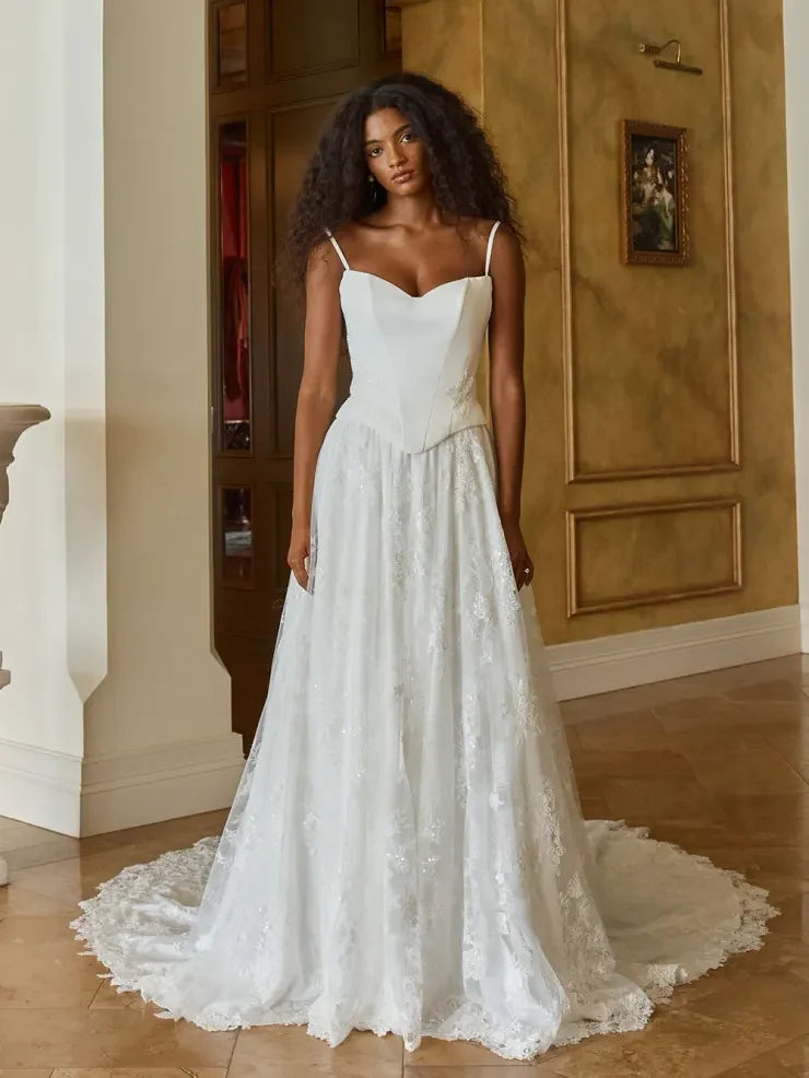 Elegant A-Line Sweetheart Sleeveless Lace Corset White Floor-Length Wedding Gown