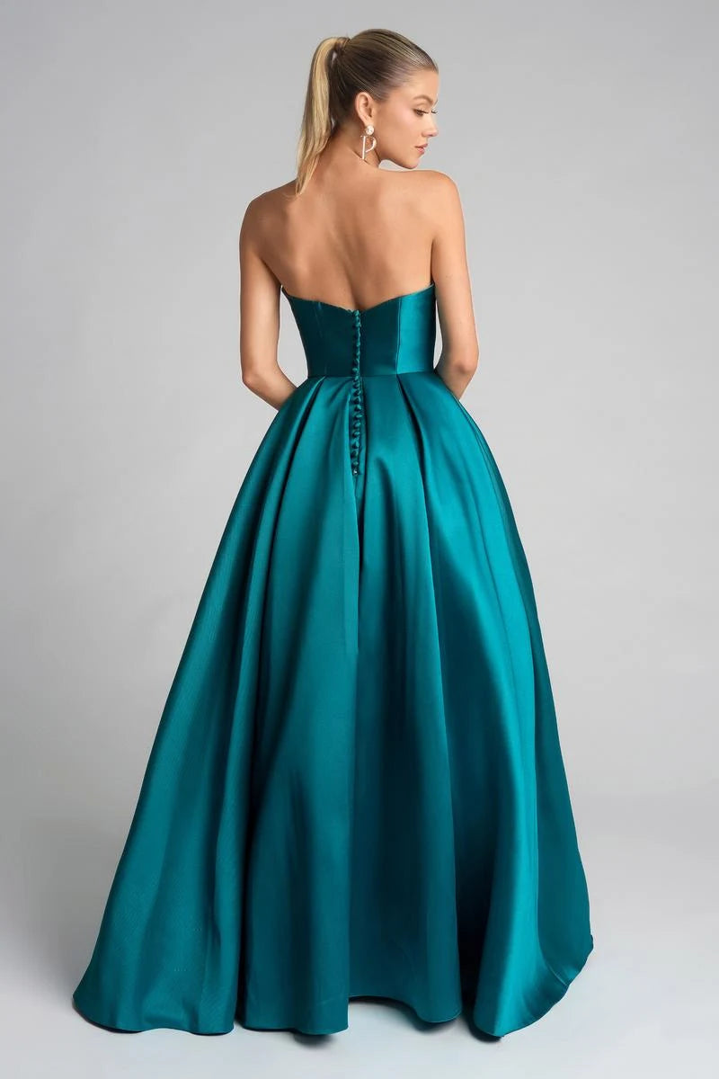 Elegant A-Line Sweetheart Sleeveless Pleated Teal Floor-Length Prom Dress